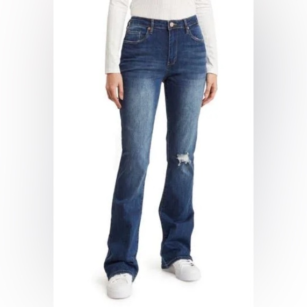 BlankNYC the Hoyt denim jeans in an organic cotton blend